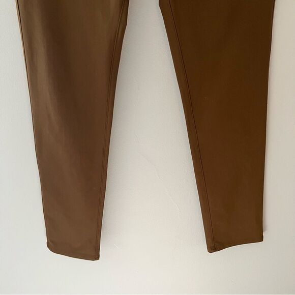 Vuori NWOT Meta Pants Athletic Slim Tobacco Size 28 X 30 - Picture 4 of 9